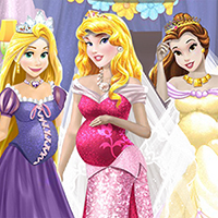 play Pregnant Princesses Dressup