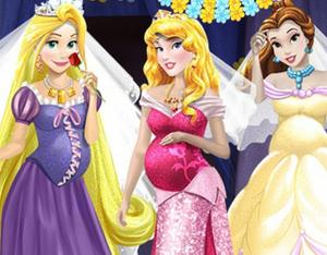 play Pregnant Princesses Dressup