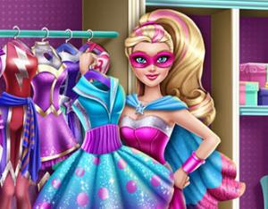 play Super Barbie Closet