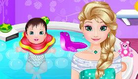 play Elsa Frozen Baby Spa