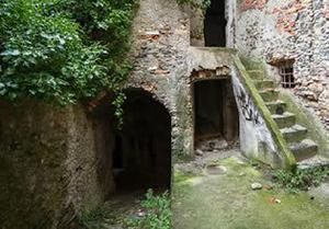 play Escape From Balestrino