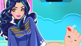 play Evie Foot Doctor