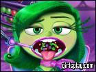 play Disgust Throat Doctor