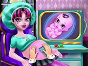 play Draculaura Pregnant Check-Up