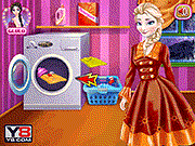 play Elsa And Santa Claus Cleaning