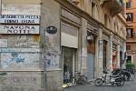 play Sneaky World Tour Rome