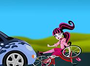 play Draculaura-Accident-Recovery