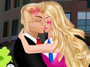 play Princess School Kissing