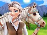 play Elsa_Horse_Caring