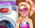 play Super Barbie Washing Capes