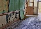 play Escape From Abandoned Jw Cooper School
