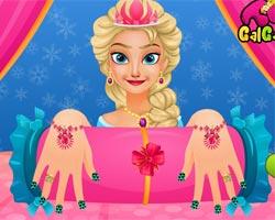 play Elsa Valentine’S Day Manicure