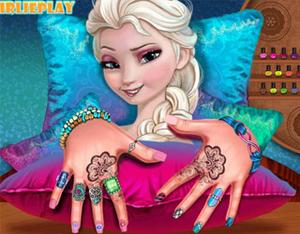 play Manicure For Elsa