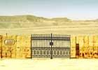 play Escape From Humberstone And Santa Laura