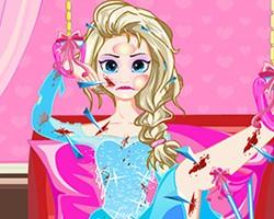 play Elsa Leg Fracture