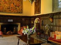 play Escape From Athelhampton House