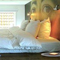 play Eight Escape From Amsterdam Zaandam Inntel