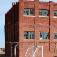 play Abandoned Rusty School Escape