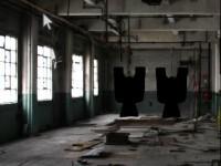 play Abandoned Ancient Factory Escape