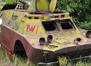 play Abandoned Tank Forest Escape