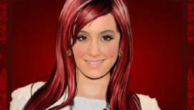 play Ariana Grande 2015