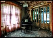 play Impaired Piano House Escape