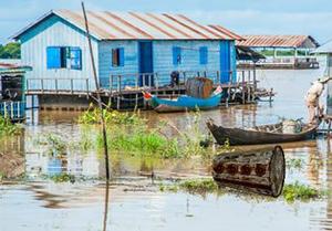 play Floating Village Escape Game
