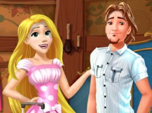 play Rapunzel And Flynn Moving Together