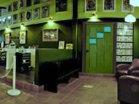 play Escape From Tattoo Station