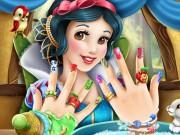 play Snow White Nails