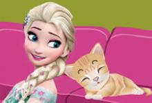 play Princess Elsa Kitty Room Cleaning