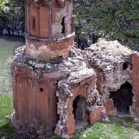 play Abandoned Ancient Site Escape