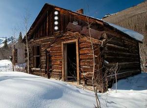 play Firstescape Abandoned Mining Town Escape