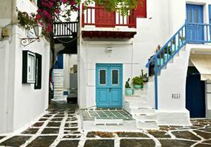 play Oia Village Escape Game