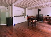 play Escape From Cheap Container Home