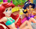 play Princesses At Jasmine Palace