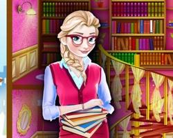 play Elsa Library Decoration