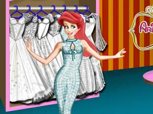 play Ariel Wedding Dress