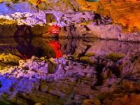 play Abandoned Ancient Cave Escape