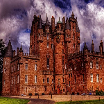 play Escape From Glamis Castle