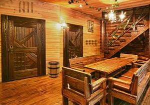 play Stylish Wooden House Escape Game