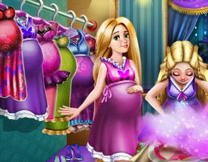play Barbie And Rapunzel Share Wardrobe