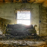 play Escape From The Damage Room