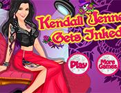 Kendall Jenner Gets Inked