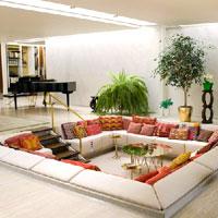 play Spring House Escape