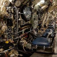 play Abandoned Submarine Escape