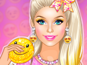 play Barbie Emoji Crush