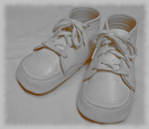 play For Sale: Baby Shoes, Never Worn