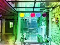 play Glassy Villa Escape
