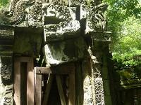 play Ancient Jungle Ruins Escape